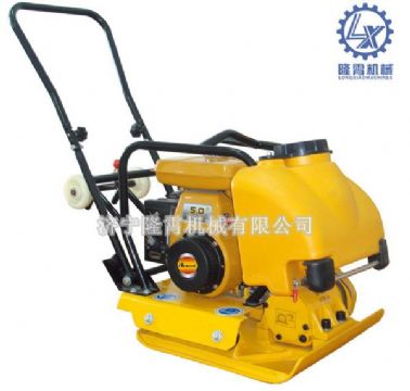 點擊查看詳細信息<br>標題：LXPB-80T型平板夯 閱讀次數(shù)：1955